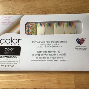 Color Street NEW “Make A Splash” Nail Strips